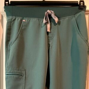 Figs 

Zamora Jogger Scrub Pant SP